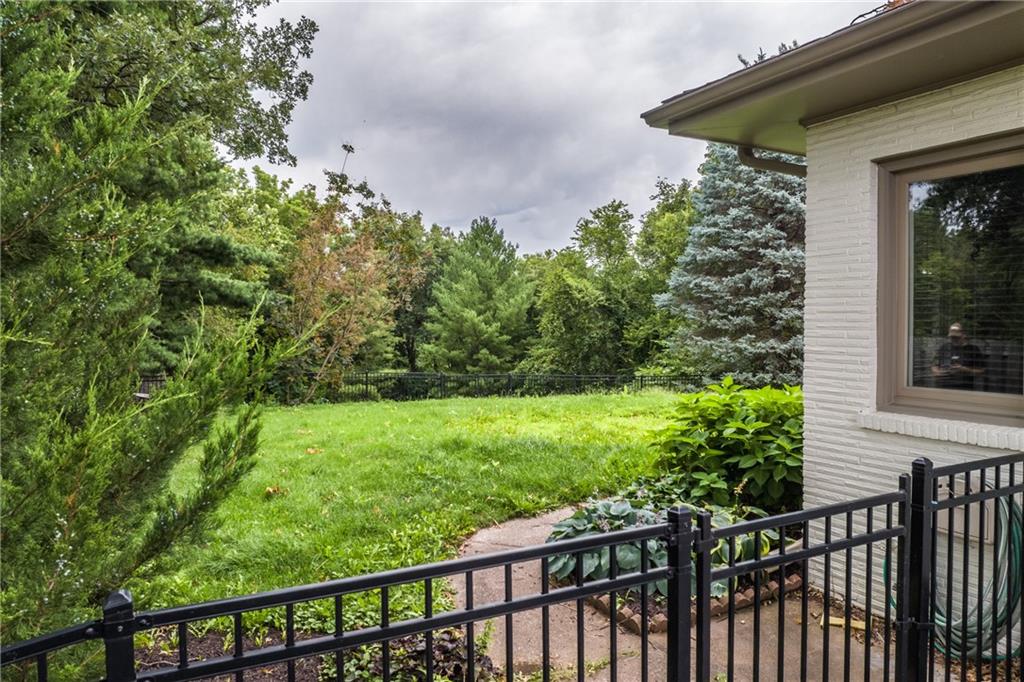 17 Lindenwood Lane