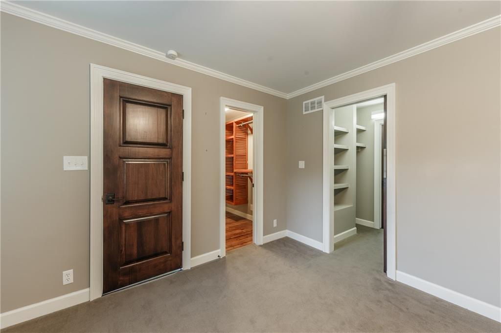 17 Lindenwood Lane