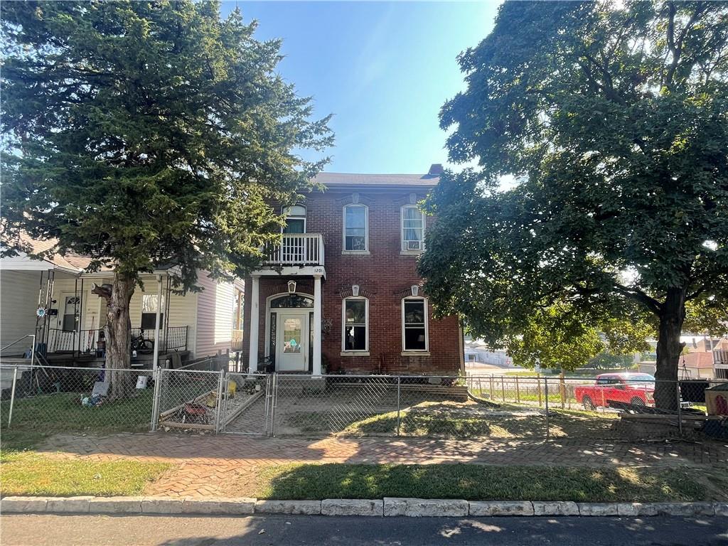 1201 N 2nd Street
