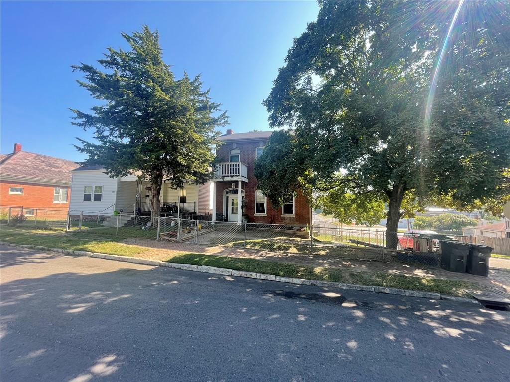 1201 N 2nd Street