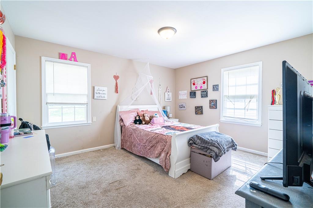 8 Dunn Drive