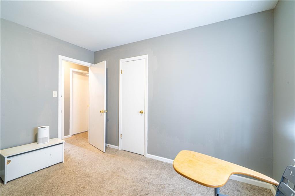8 Dunn Drive