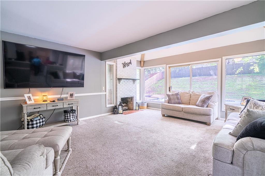 8 Dunn Drive