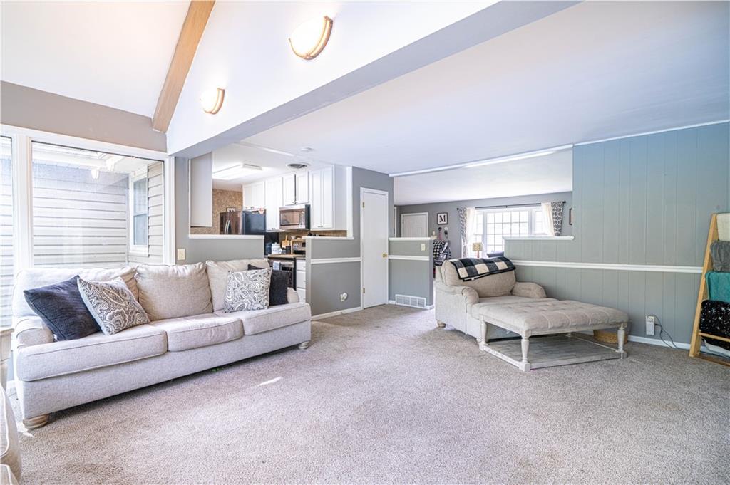 8 Dunn Drive