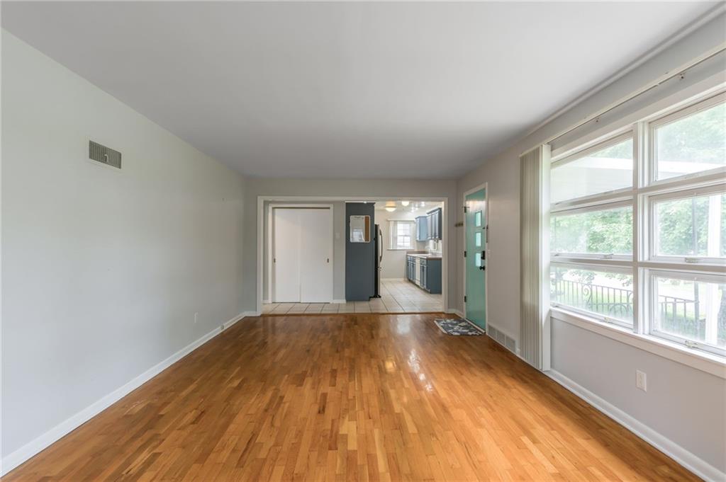2606 Parallel Avenue