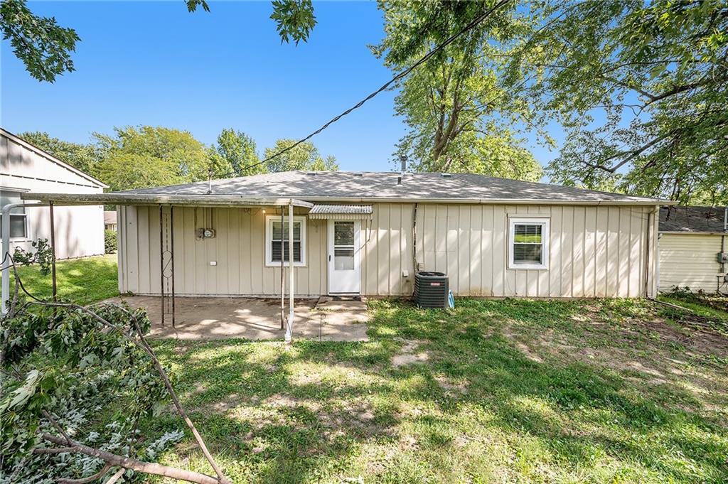 3306 Mandan Lane