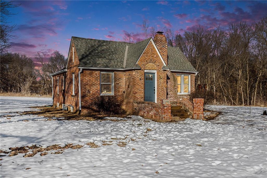1998 190th Road