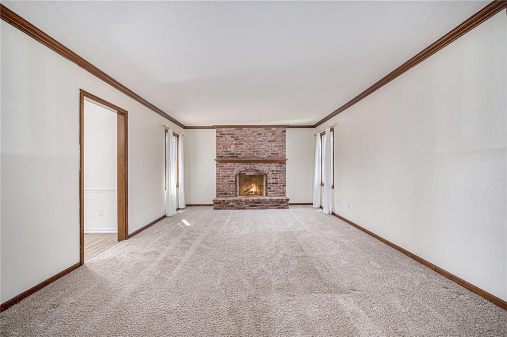 514 Meadowcrest Court