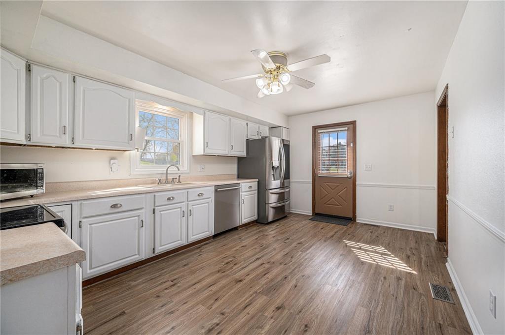 514 Meadowcrest Court