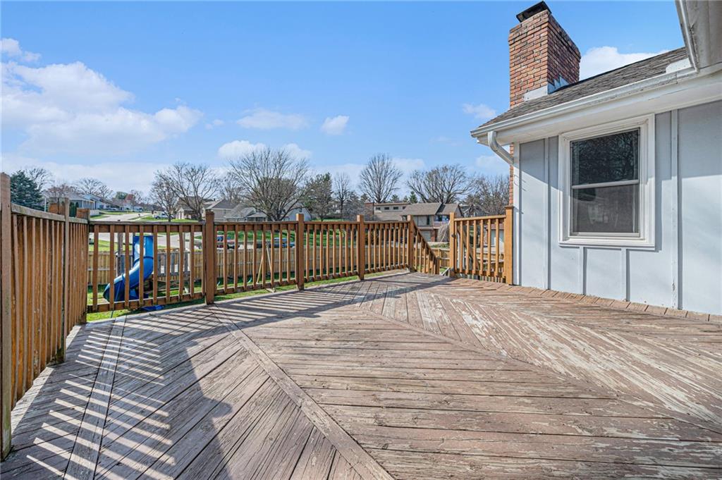 514 Meadowcrest Court