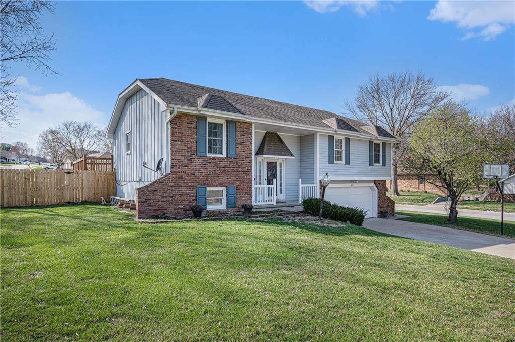 514 Meadowcrest Court