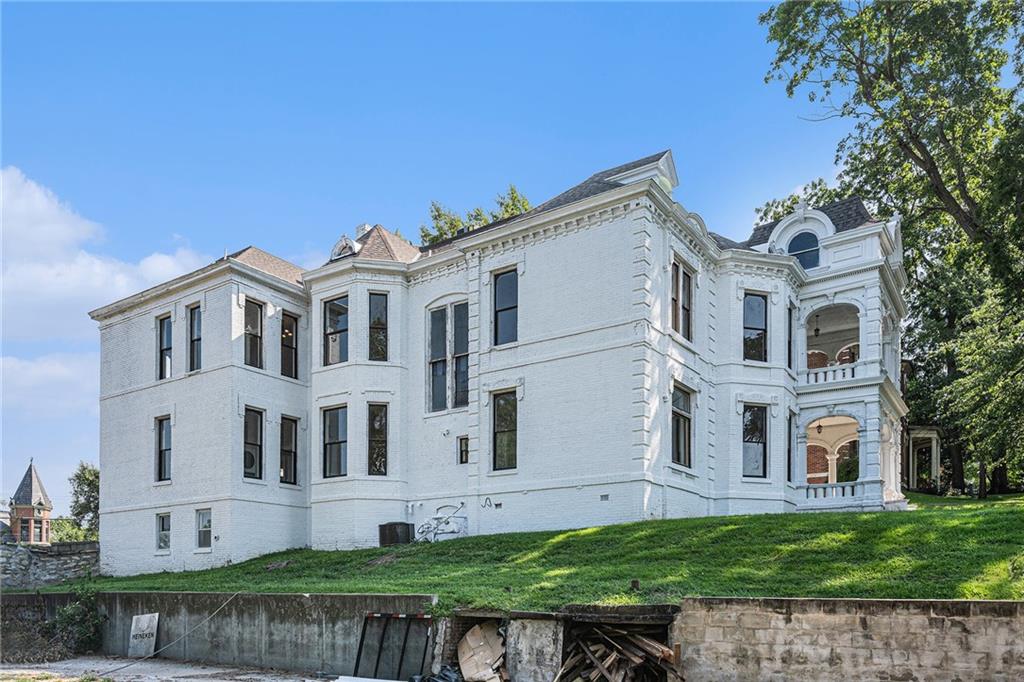 1311 Francis Street