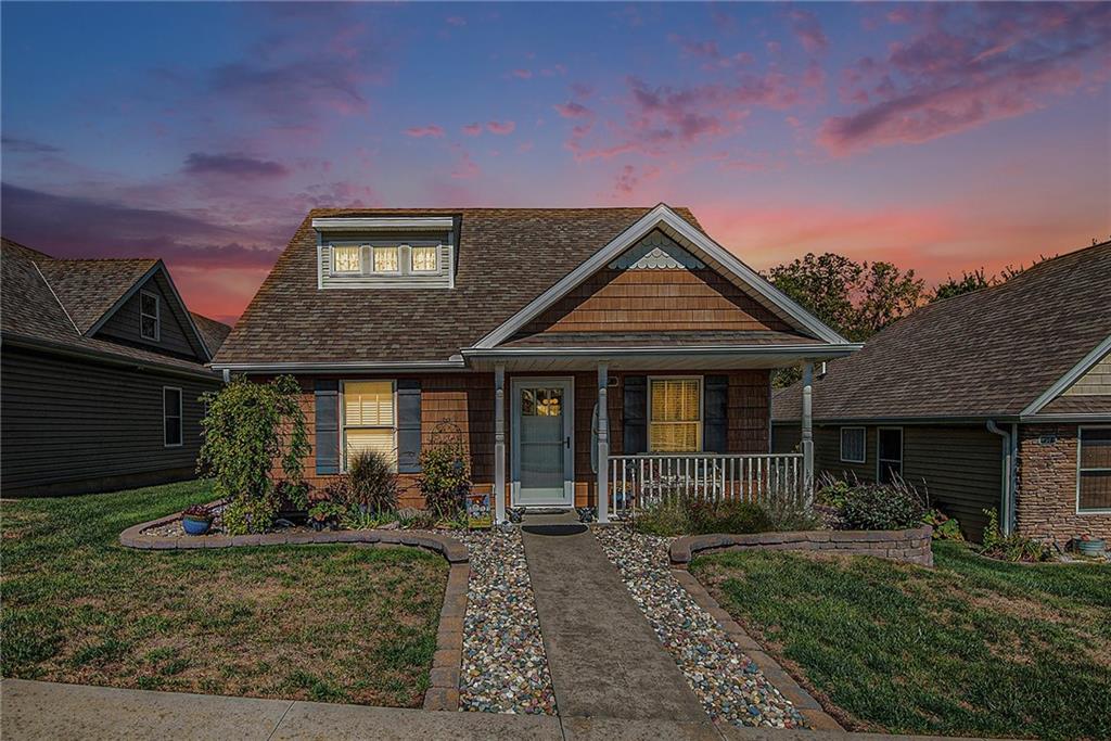4911 N Creekwood Drive