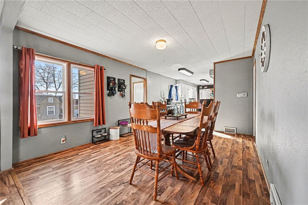 607 W US Highway 71 Highway