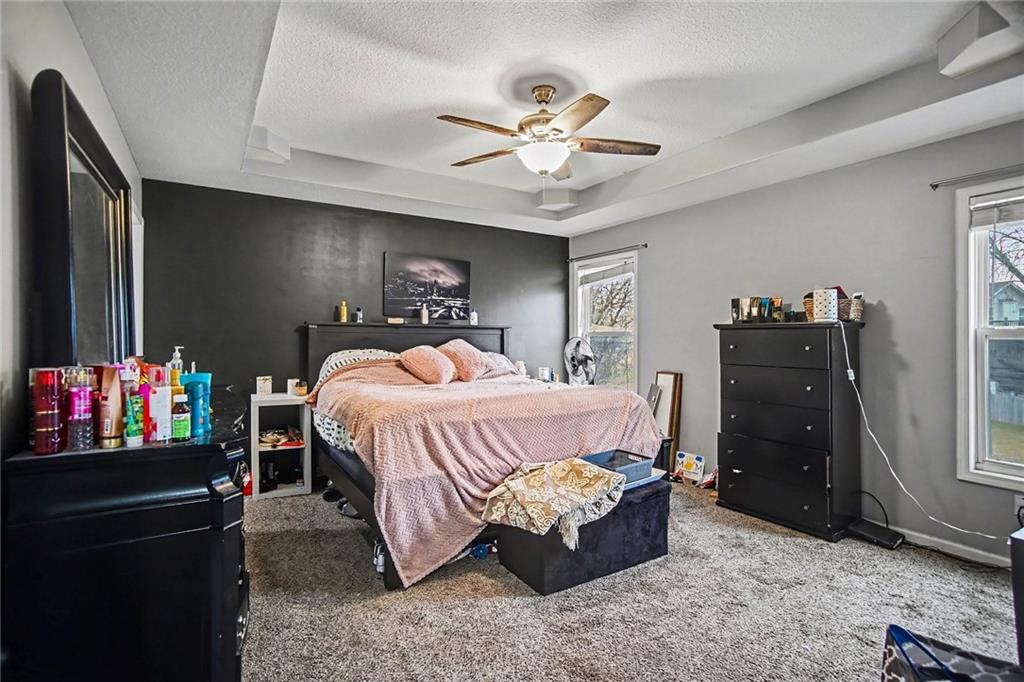 5504 Long View Drive