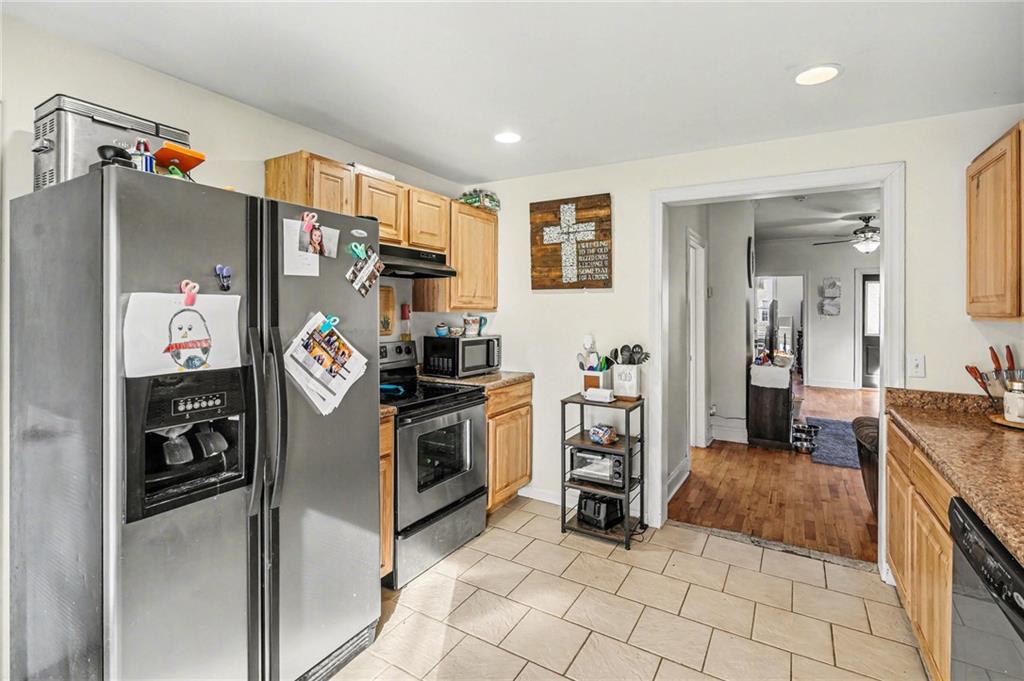 522 W Chestnut Street