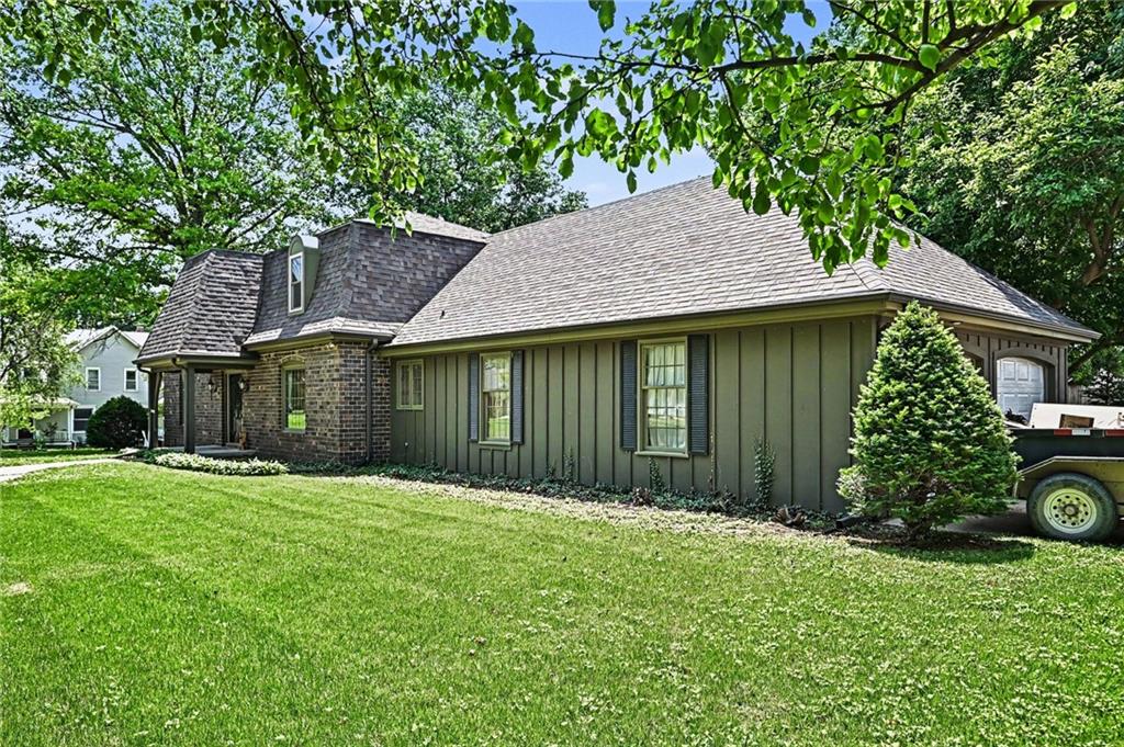 137 E Elm Street