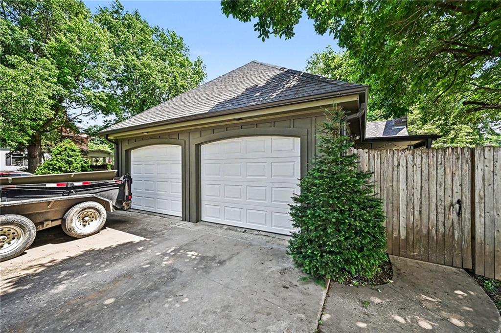 137 E Elm Street