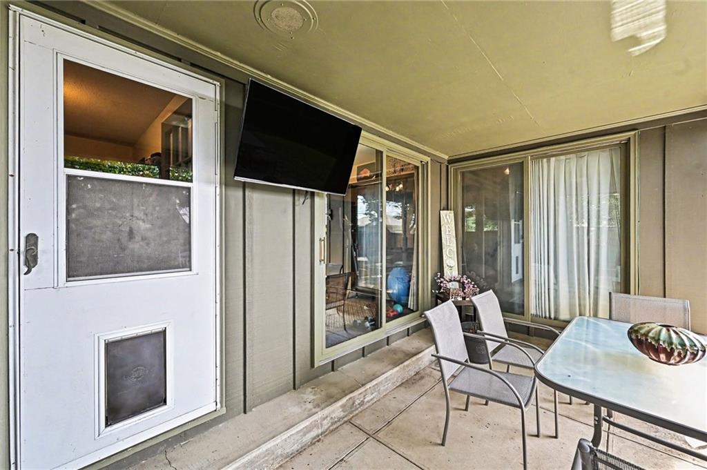 137 E Elm Street