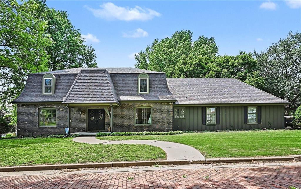 137 E Elm Street