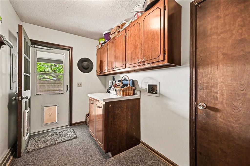 137 E Elm Street