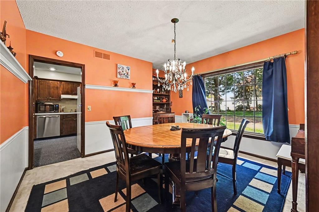 137 E Elm Street
