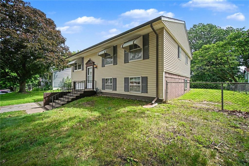 2315 Cardinal Lane