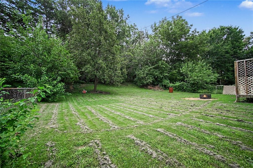 507 E Meadow Lane