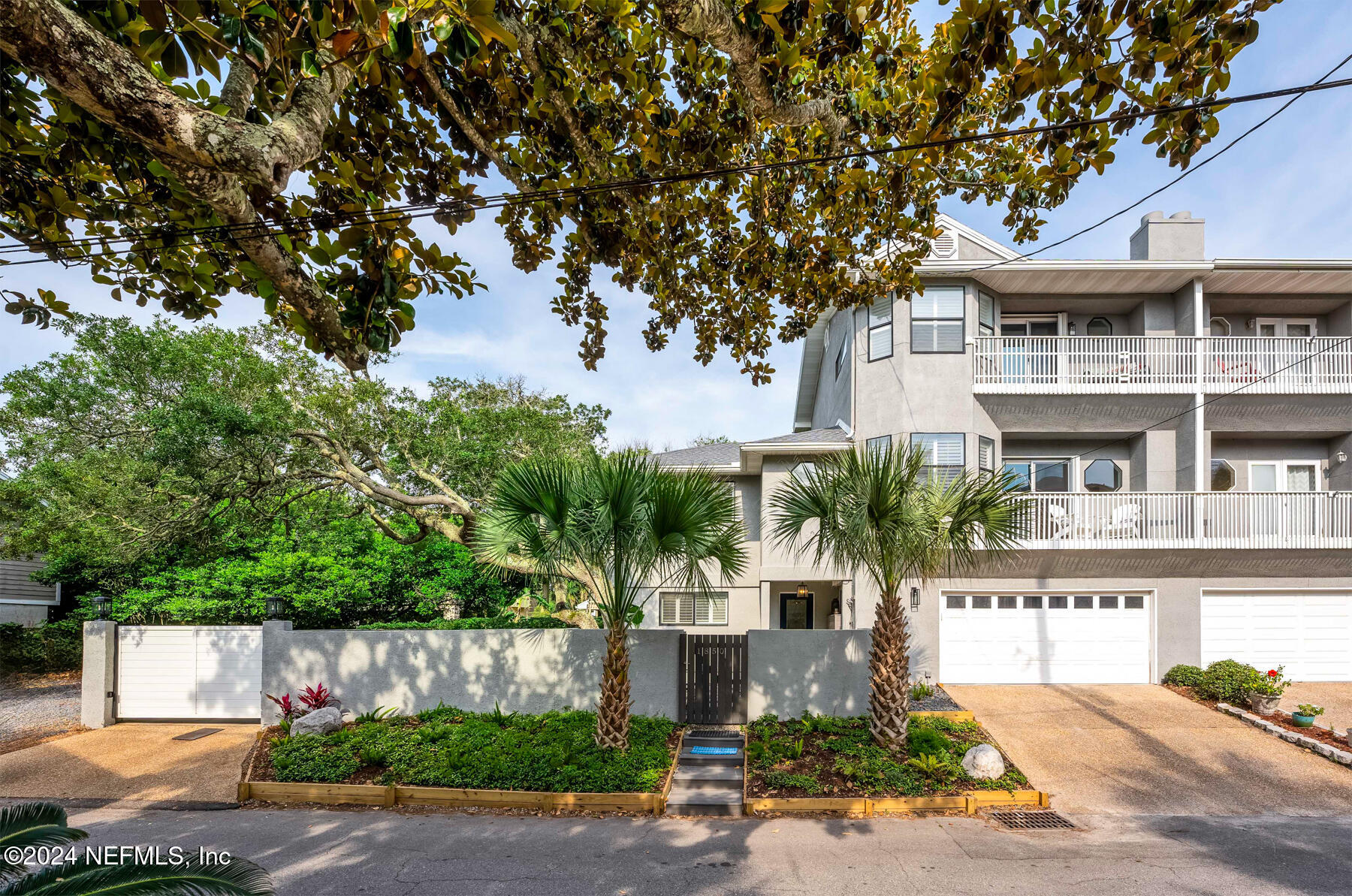 1850 BEACH Avenue