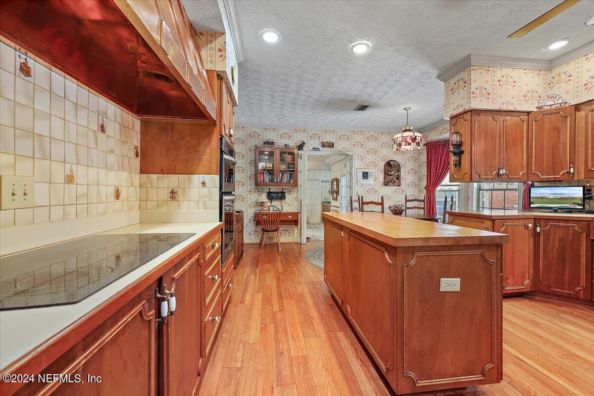 1540 SELVA MARINA Drive