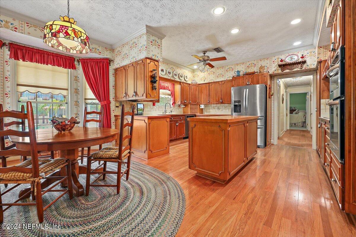 1540 SELVA MARINA Drive