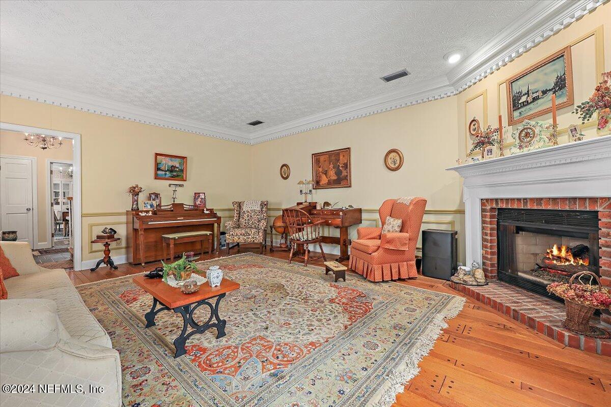 1540 SELVA MARINA Drive