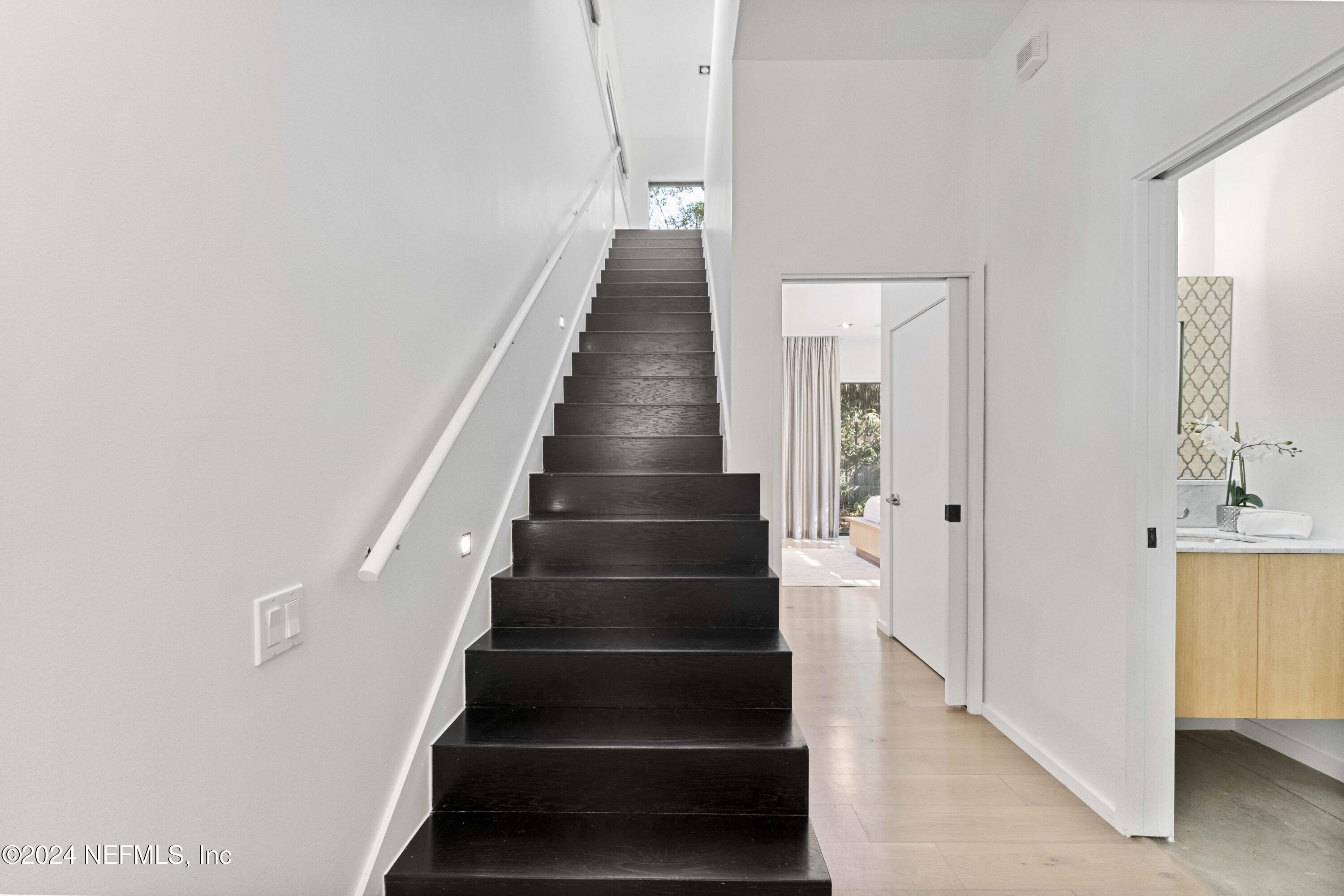 390 5TH Street