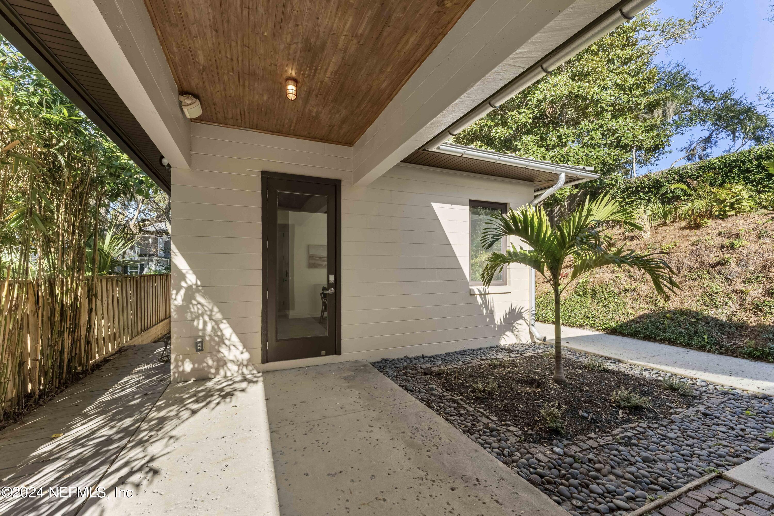 390 5TH Street
