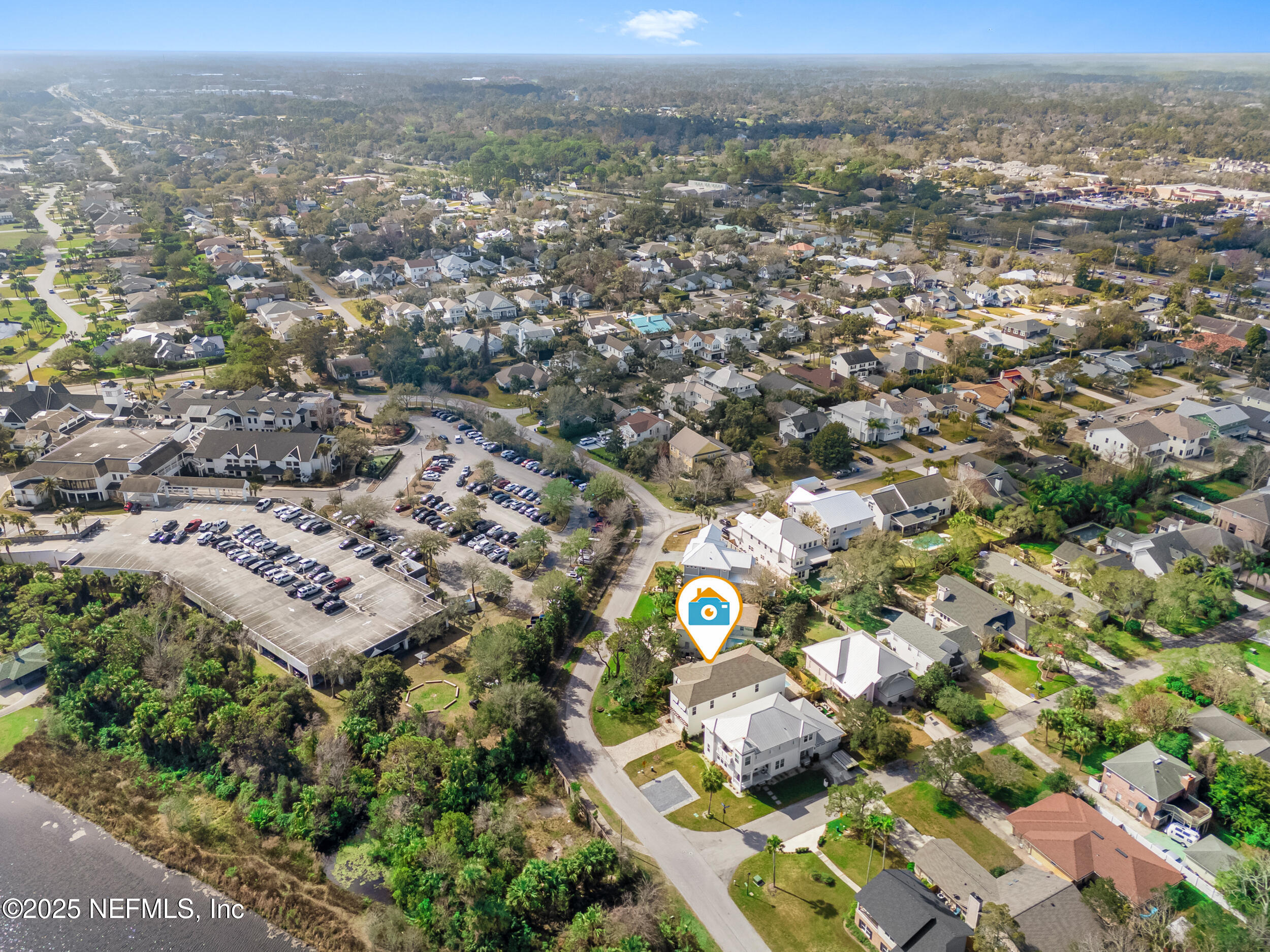463 GOLF VIEW Circle