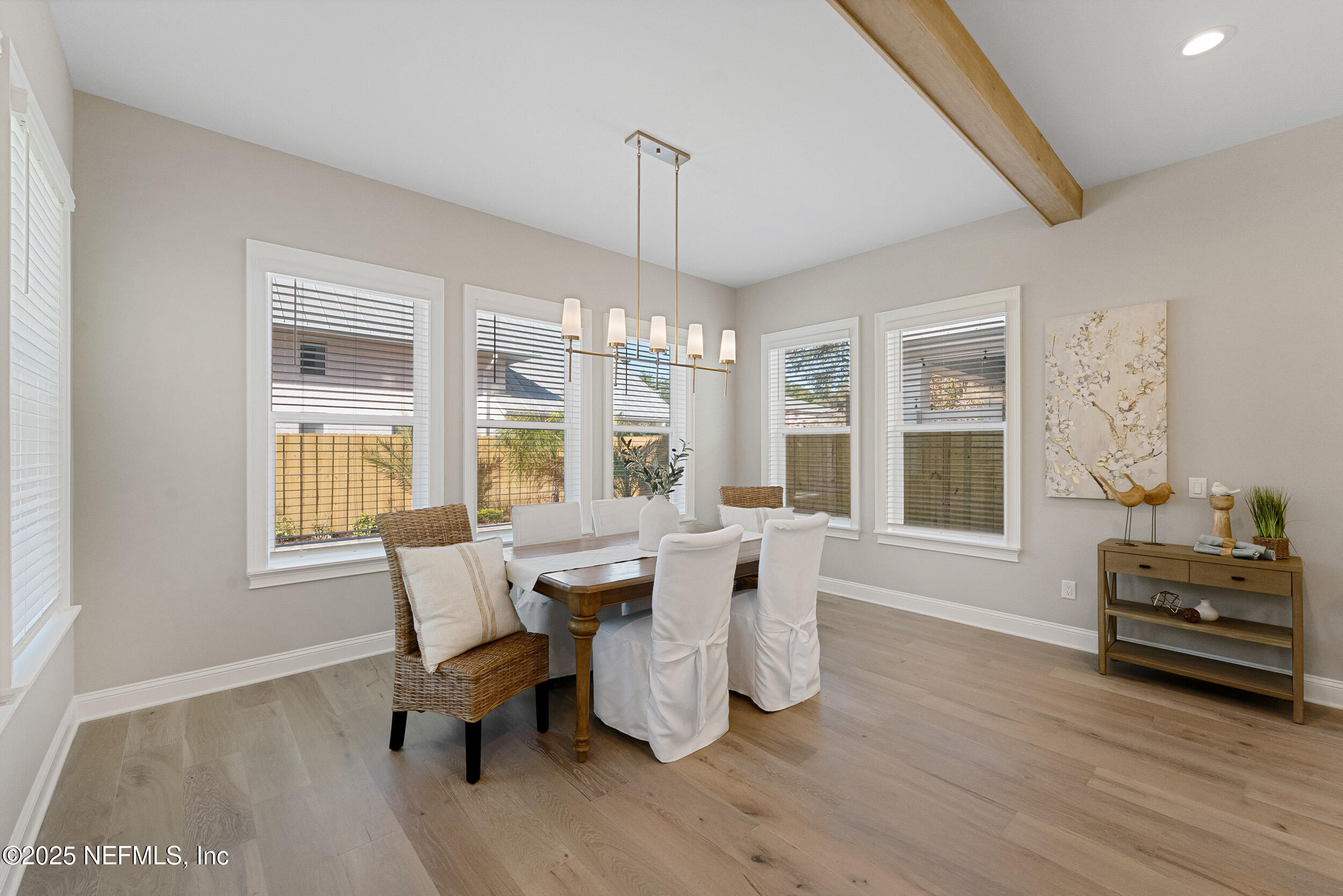 463 GOLF VIEW Circle