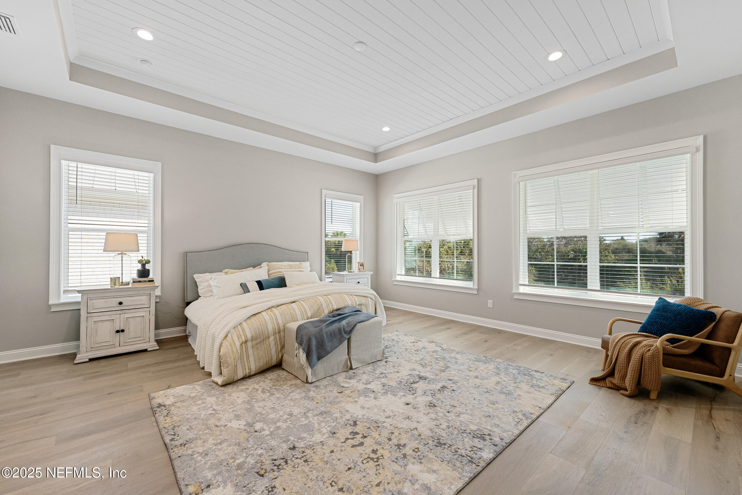 463 GOLF VIEW Circle