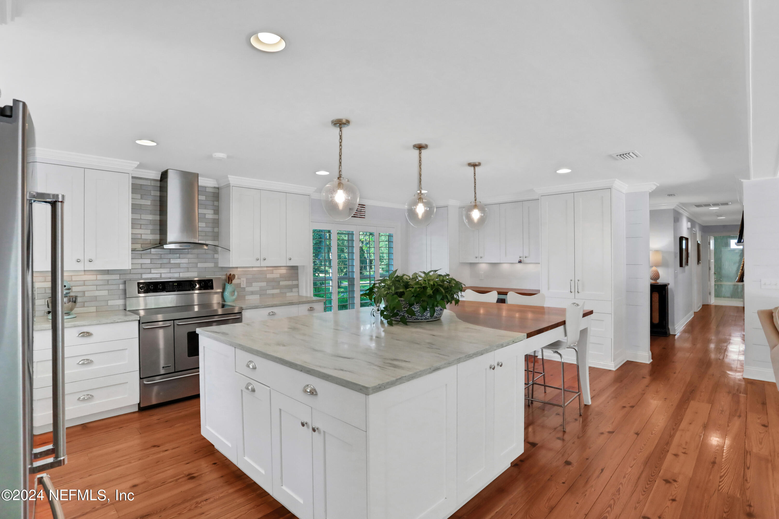 1665 SELVA MARINA Drive