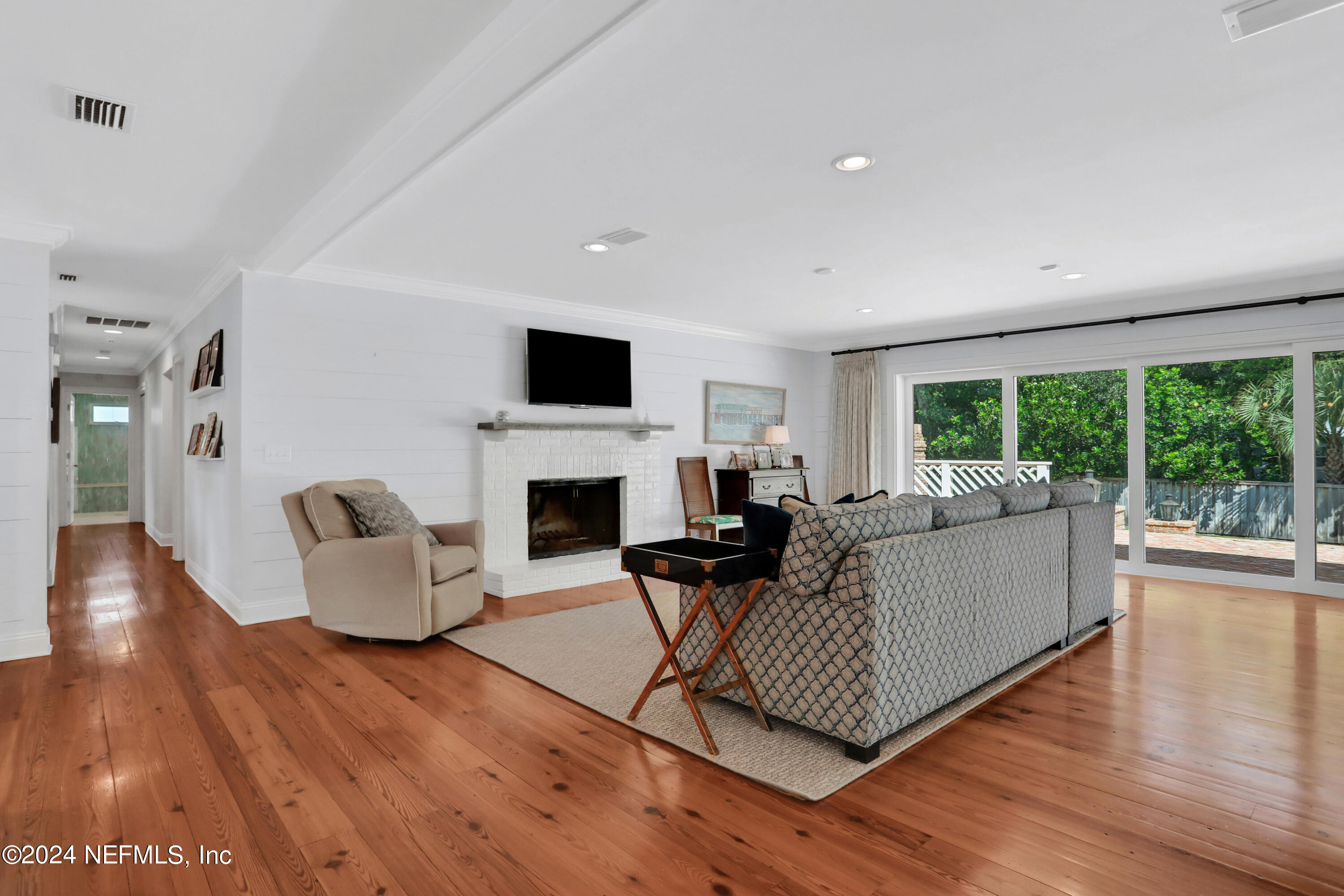 1665 SELVA MARINA Drive
