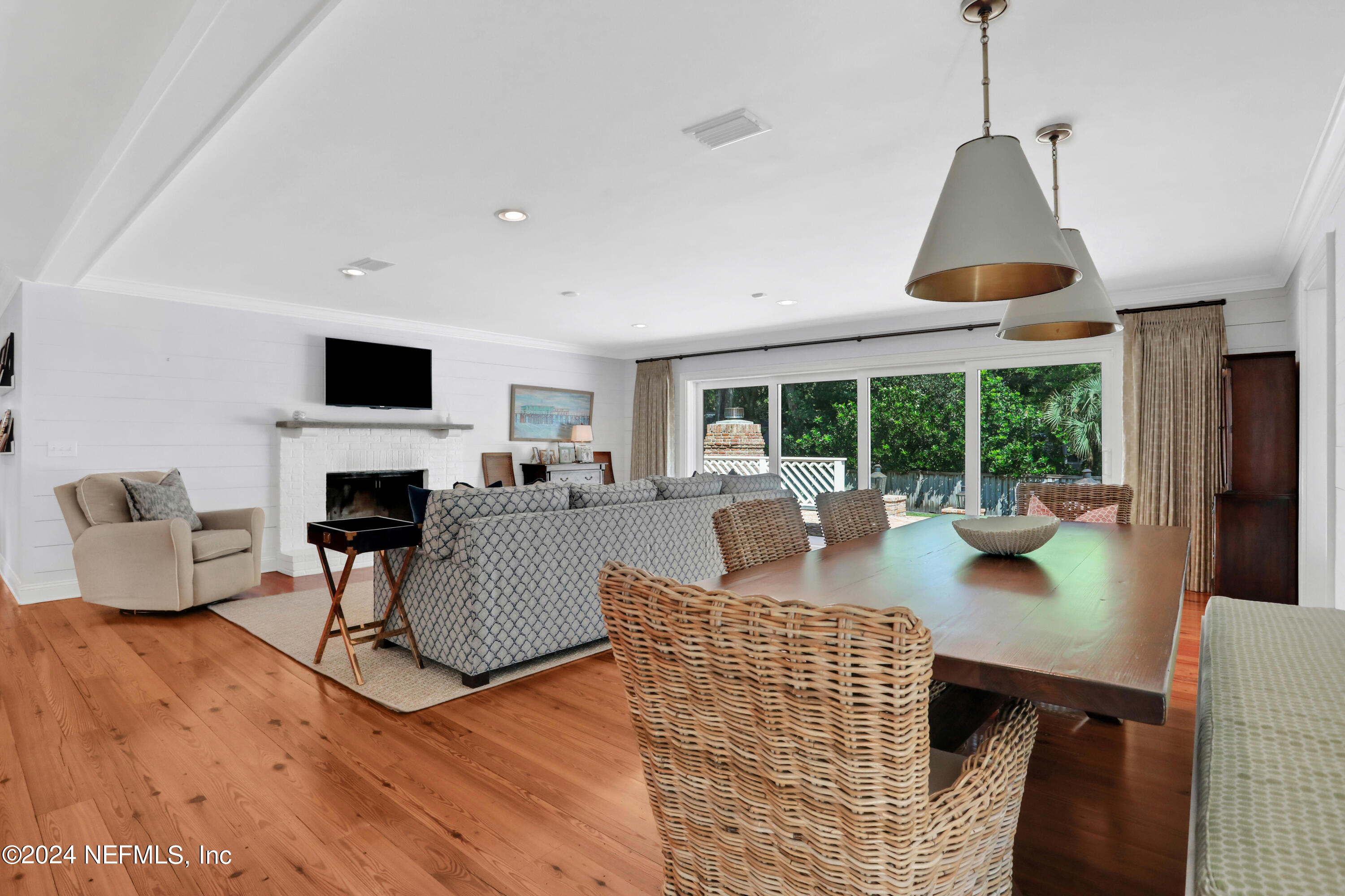 1665 SELVA MARINA Drive