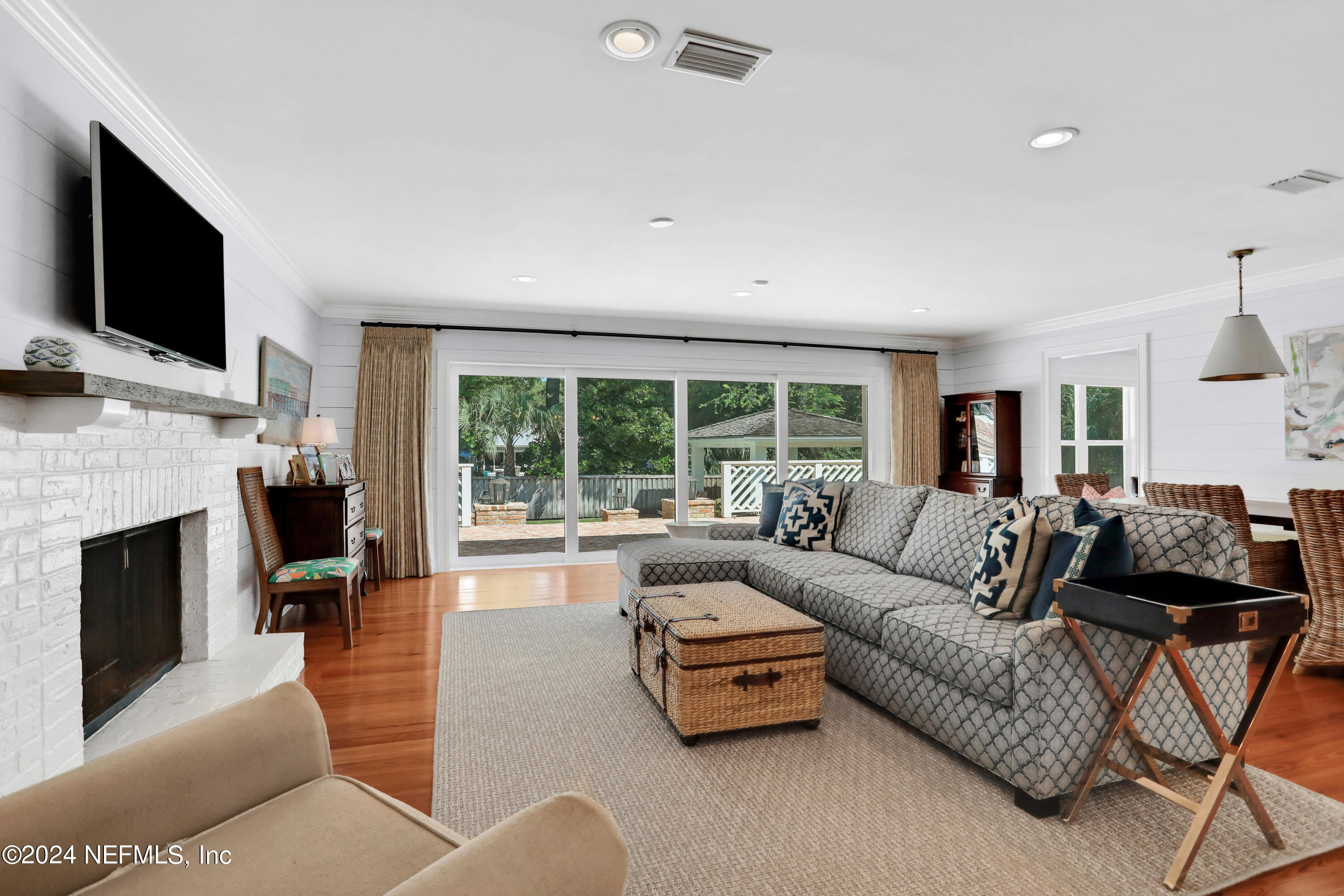 1665 SELVA MARINA Drive