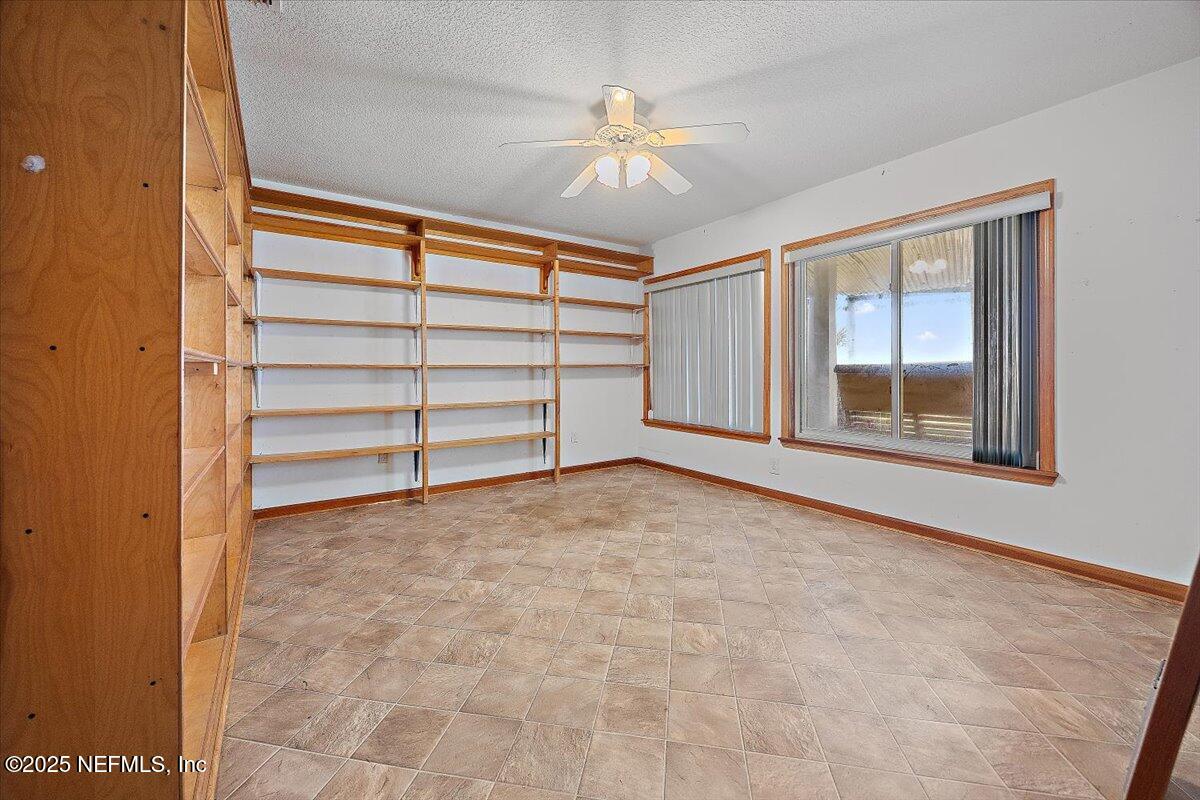 1879 BEACH Avenue