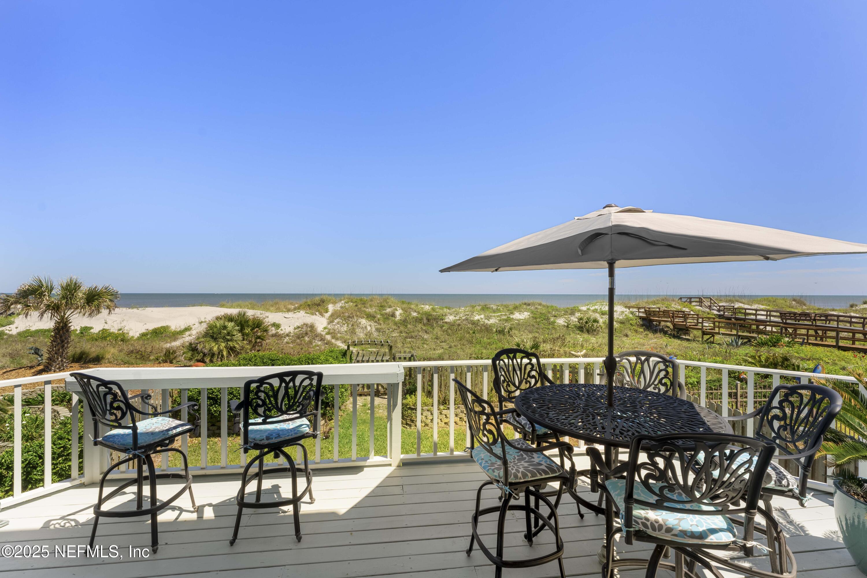 1843 OCEAN Drive S