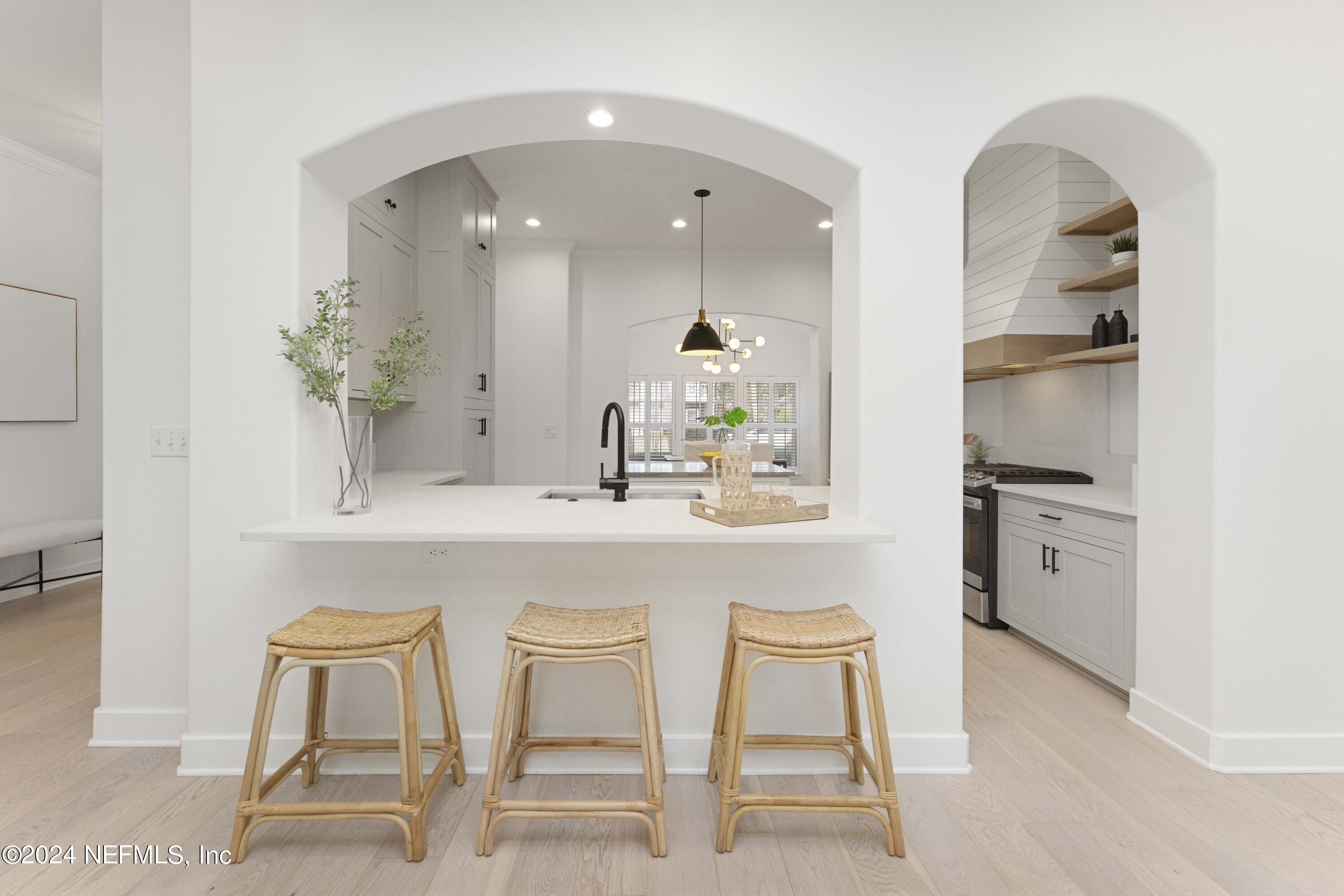 320 9TH Street