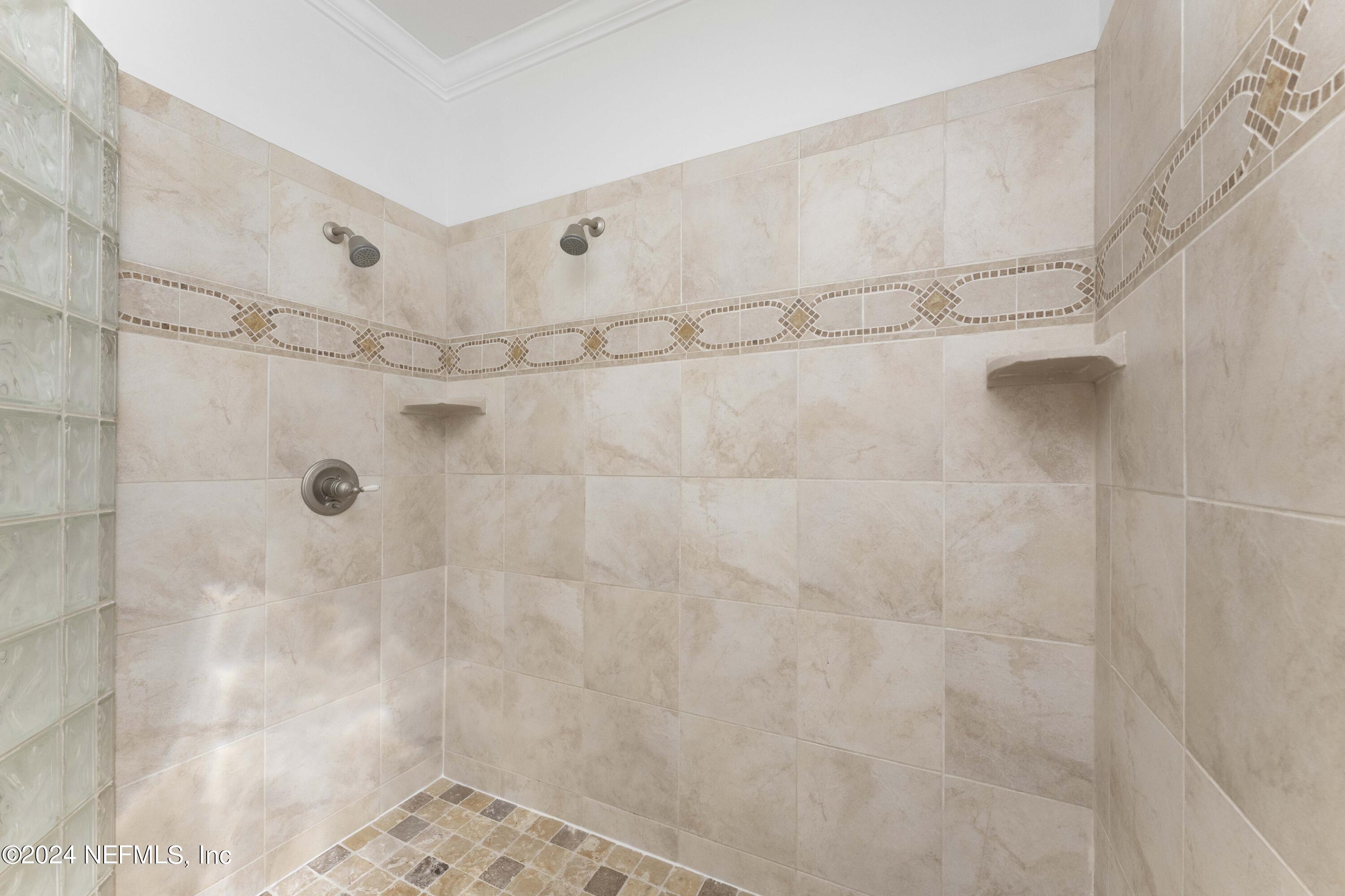 320 9TH Street