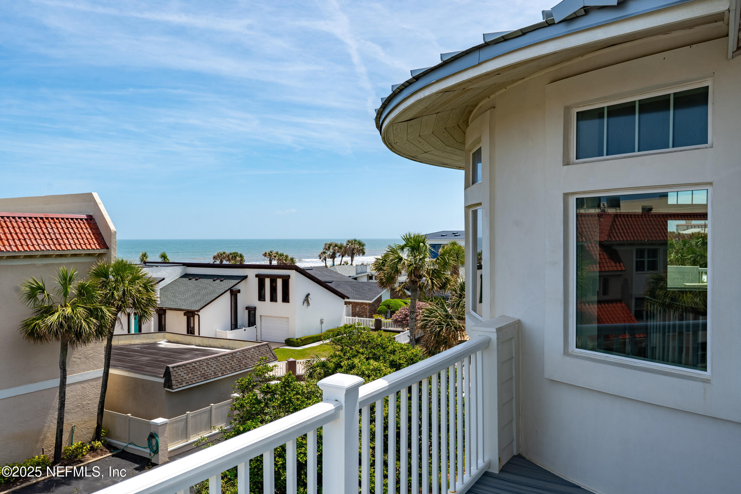 890 BEACH Avenue