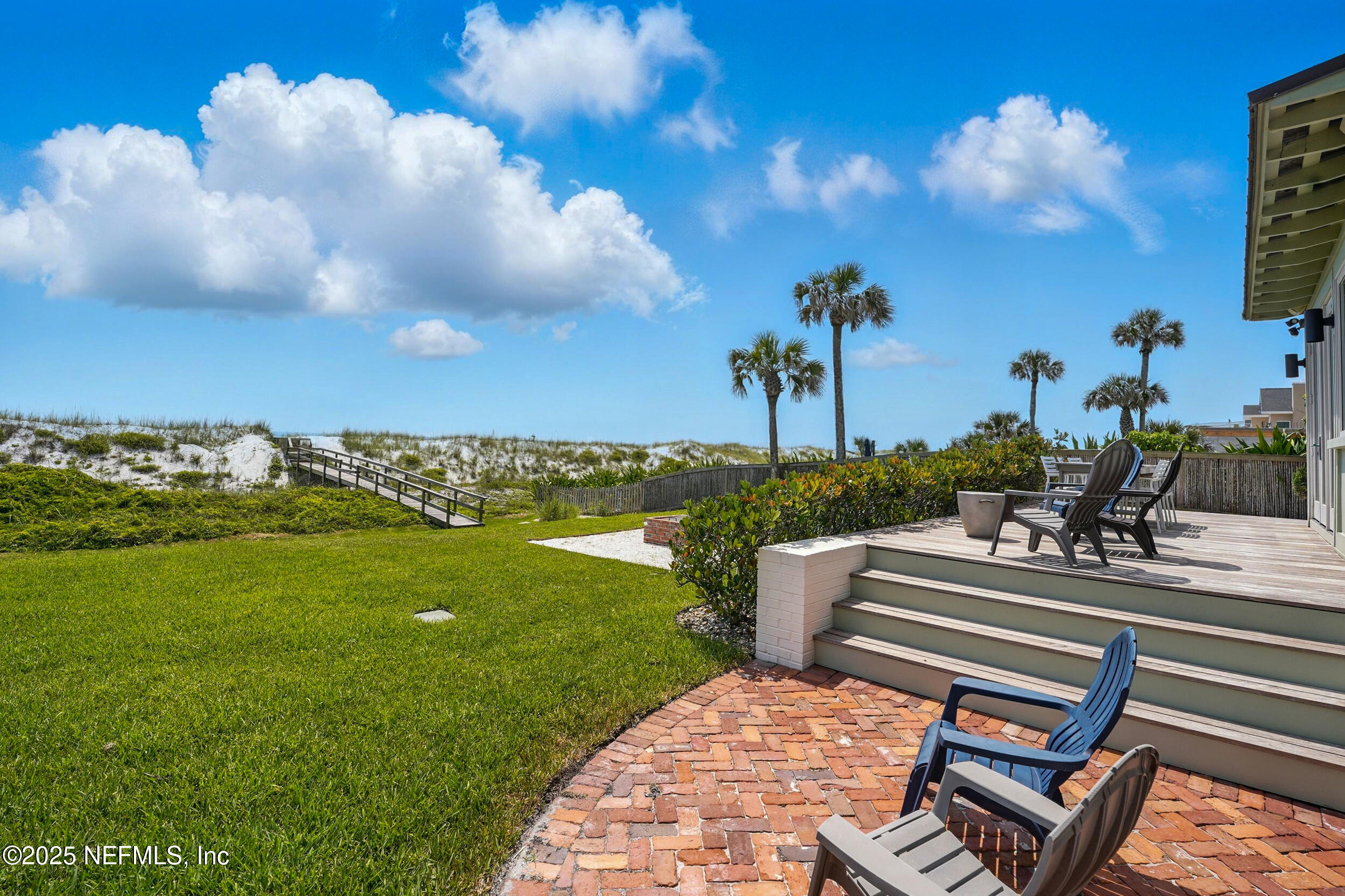 816 OCEAN FRONT