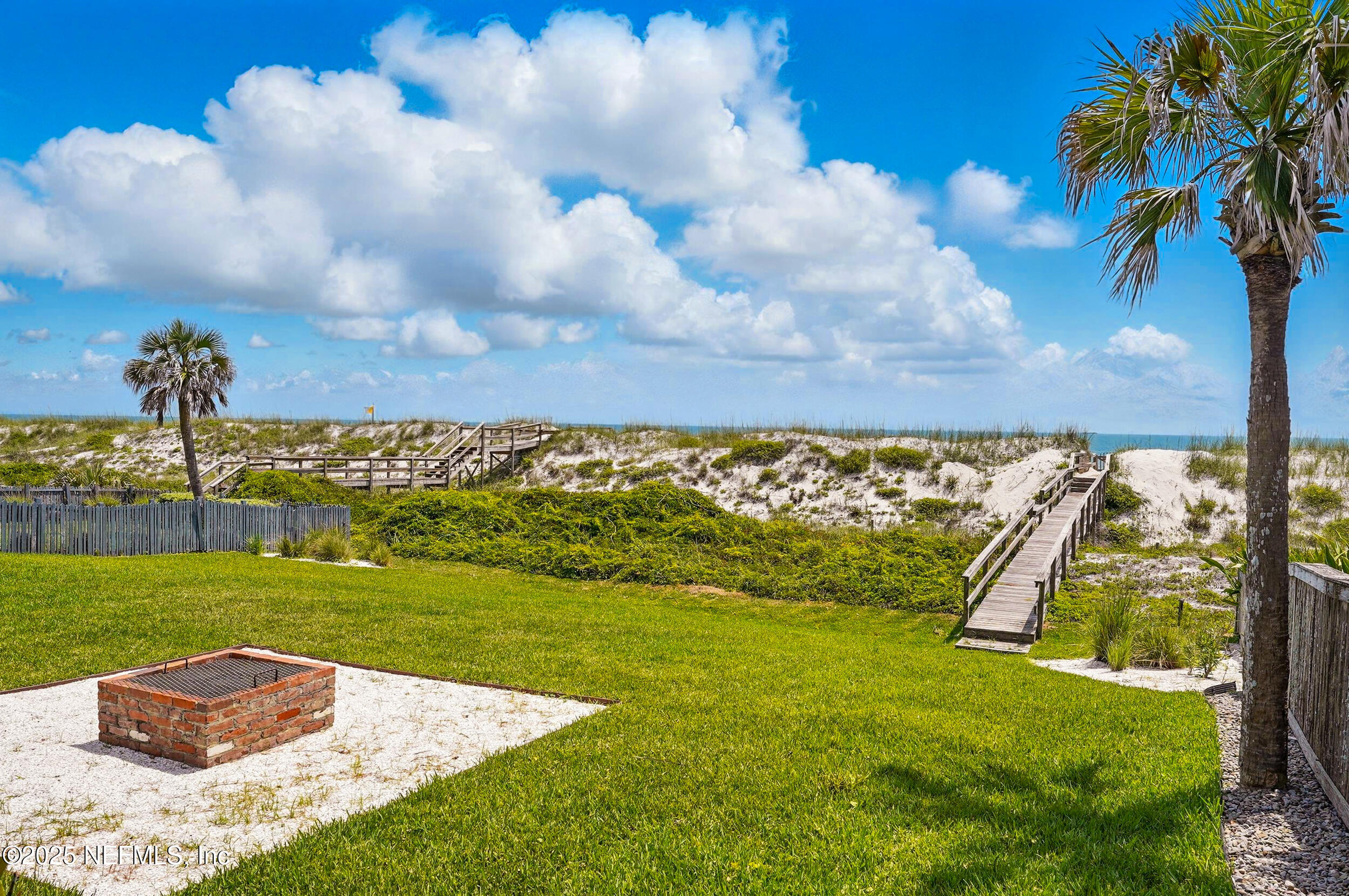 816 OCEAN FRONT