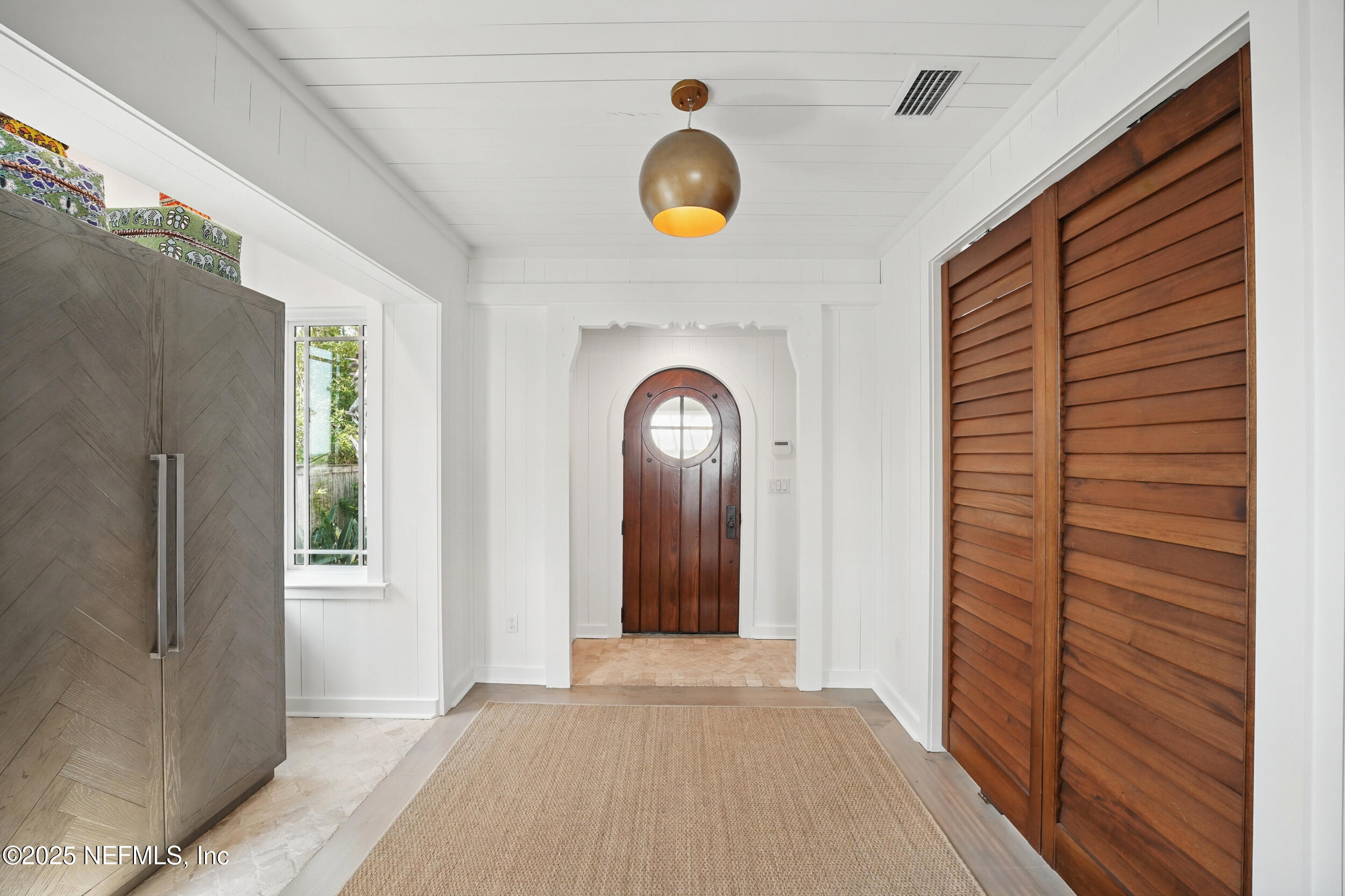 816 OCEAN FRONT