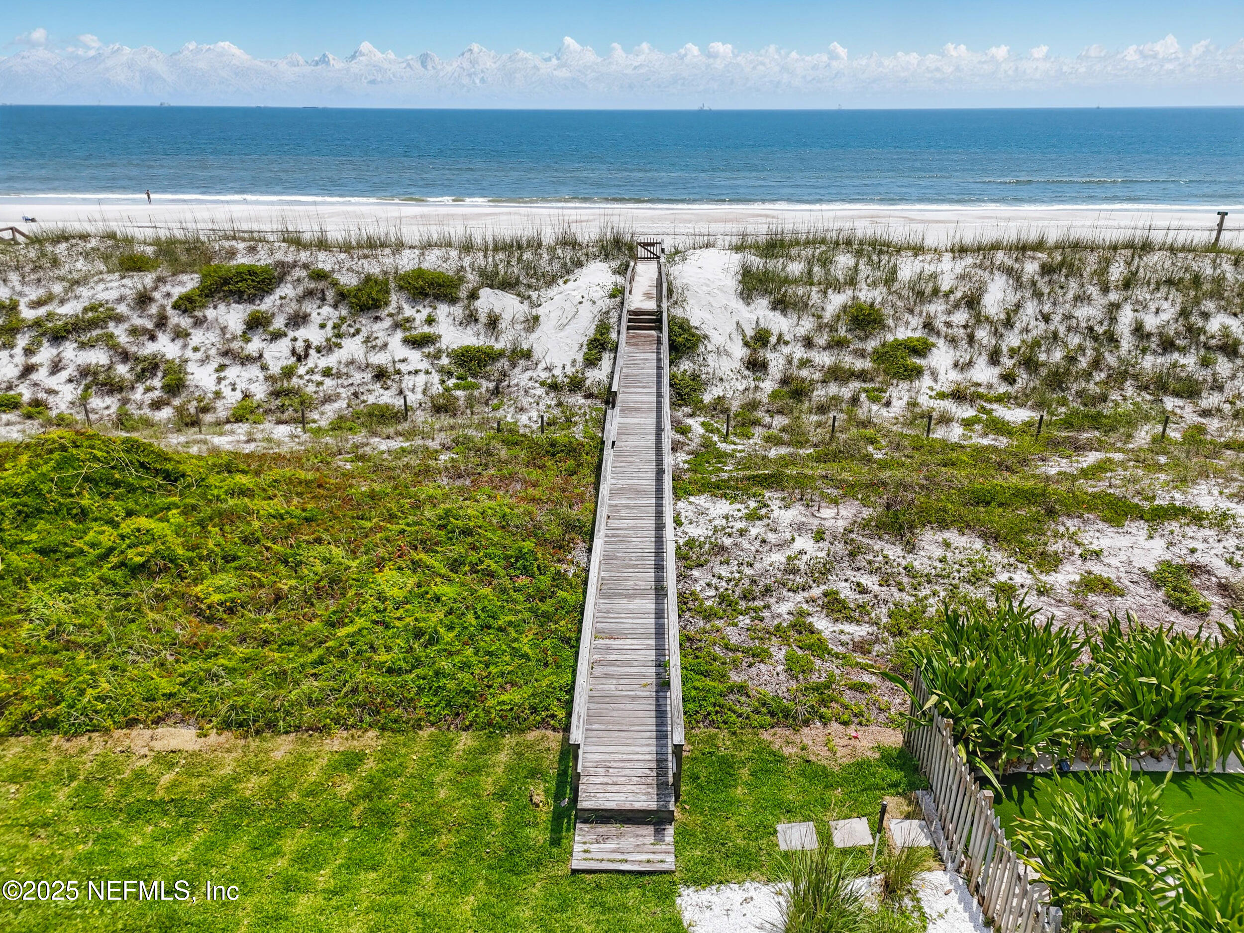 816 OCEAN FRONT